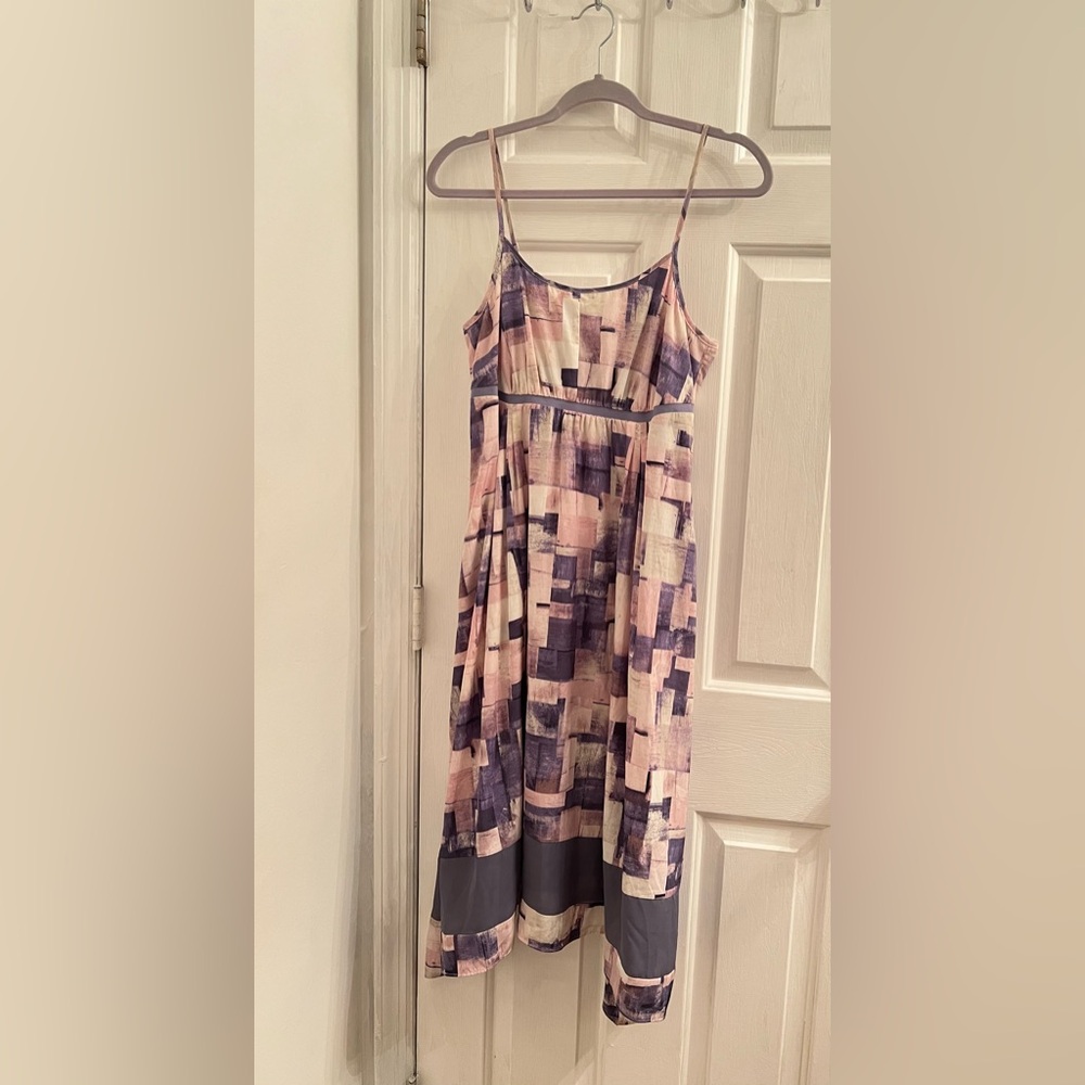 Size medium purple lilac white square block pattern long sharkbite dress